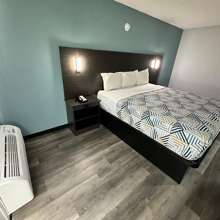 Studio 6 Suites East Syracuse Airport Екстер'єр фото