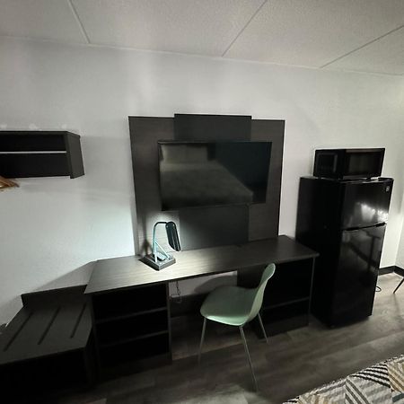 Studio 6 Suites East Syracuse Airport Екстер'єр фото