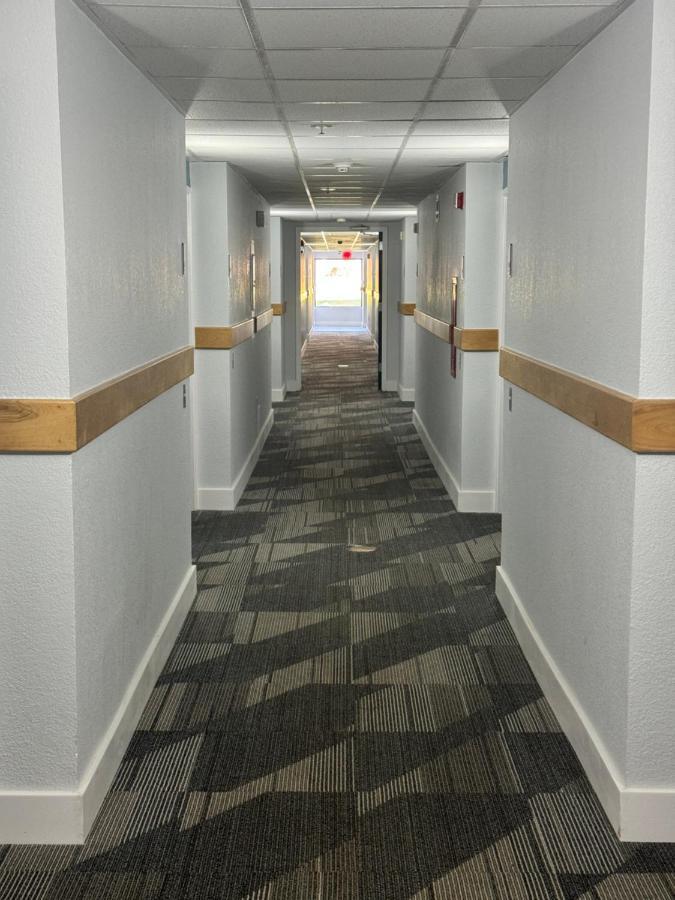 Studio 6 Suites East Syracuse Airport Екстер'єр фото