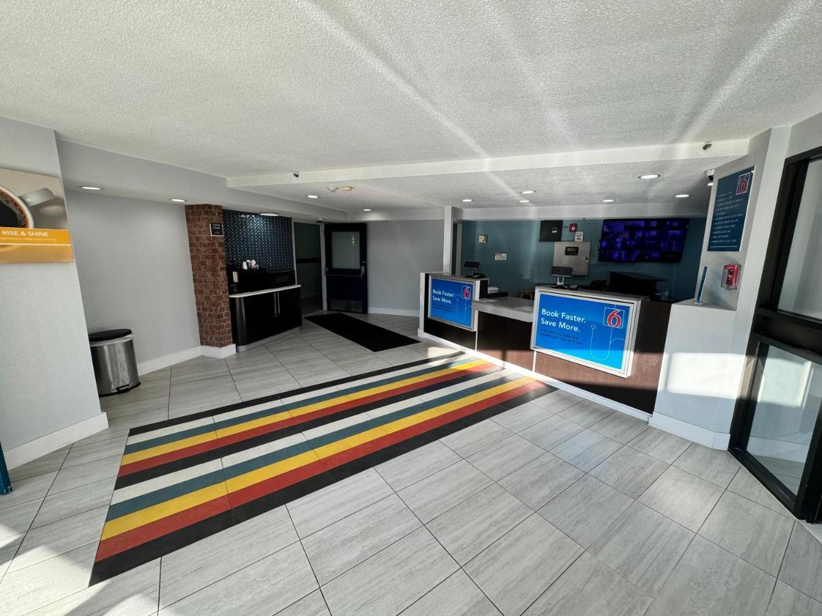 Studio 6 Suites East Syracuse Airport Екстер'єр фото