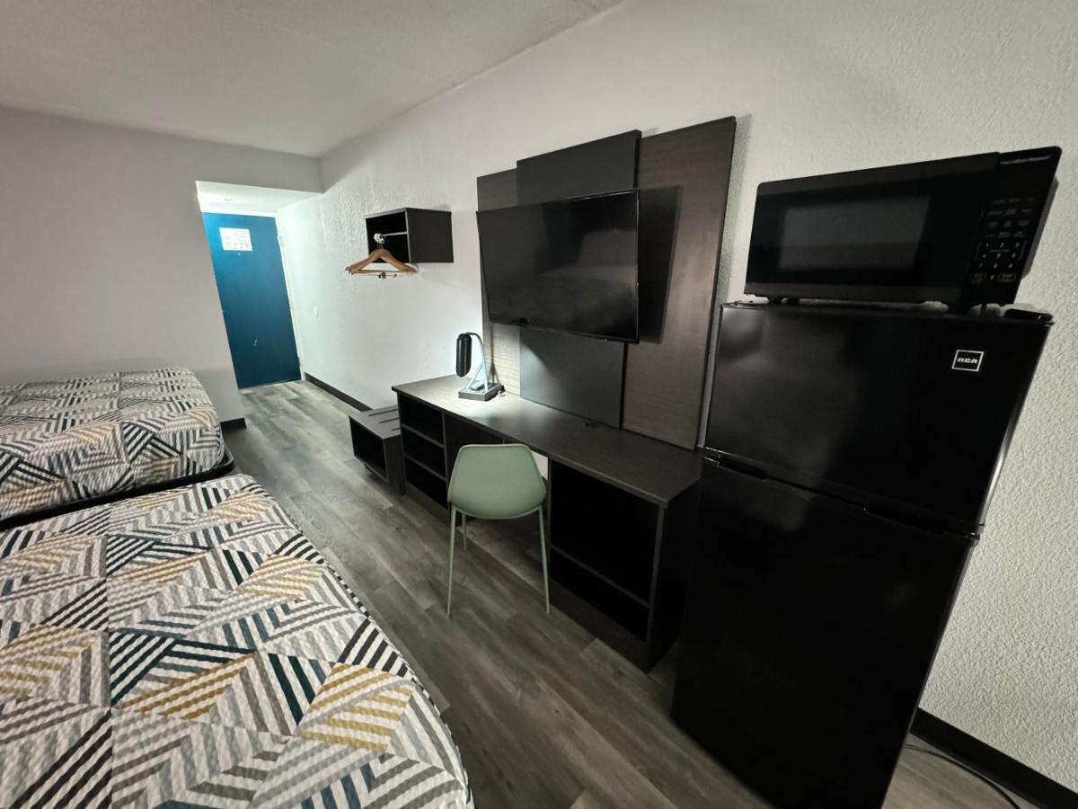 Studio 6 Suites East Syracuse Airport Екстер'єр фото