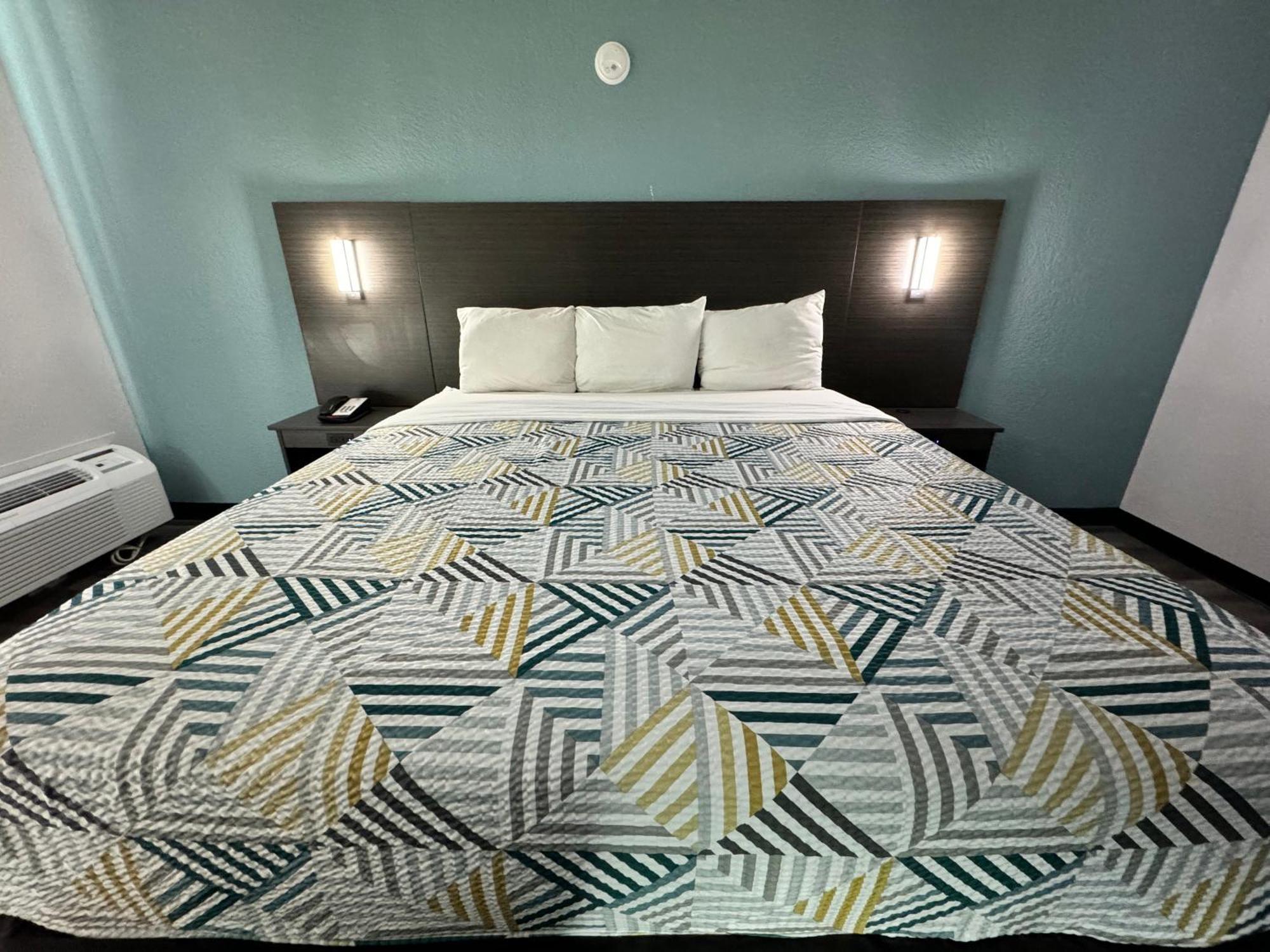 Studio 6 Suites East Syracuse Airport Екстер'єр фото