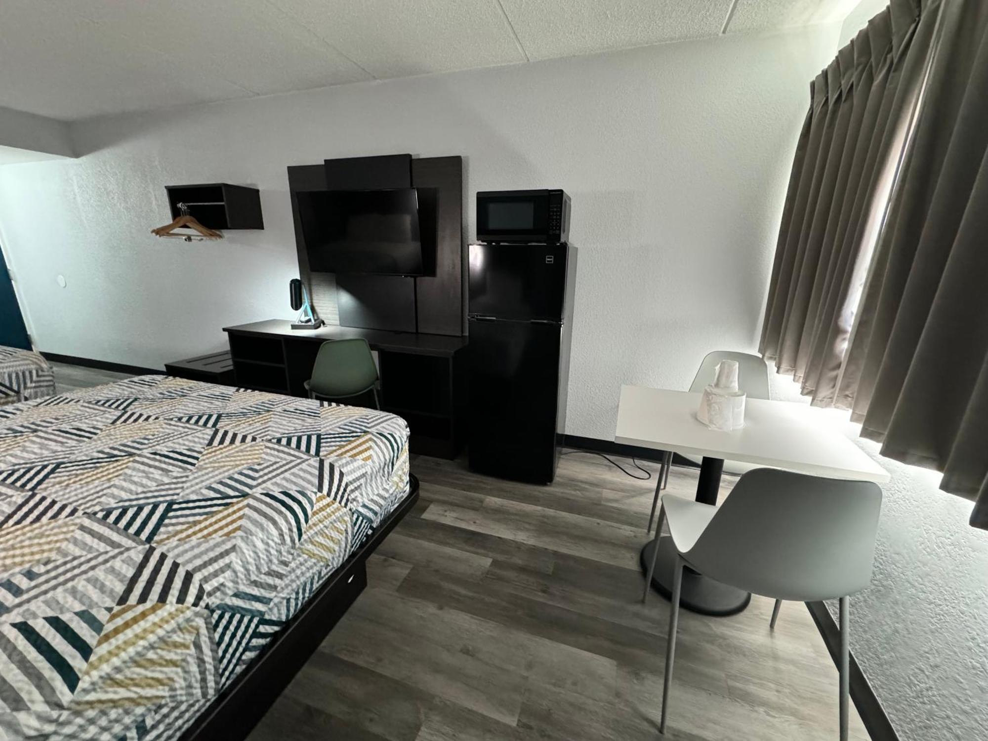 Studio 6 Suites East Syracuse Airport Екстер'єр фото