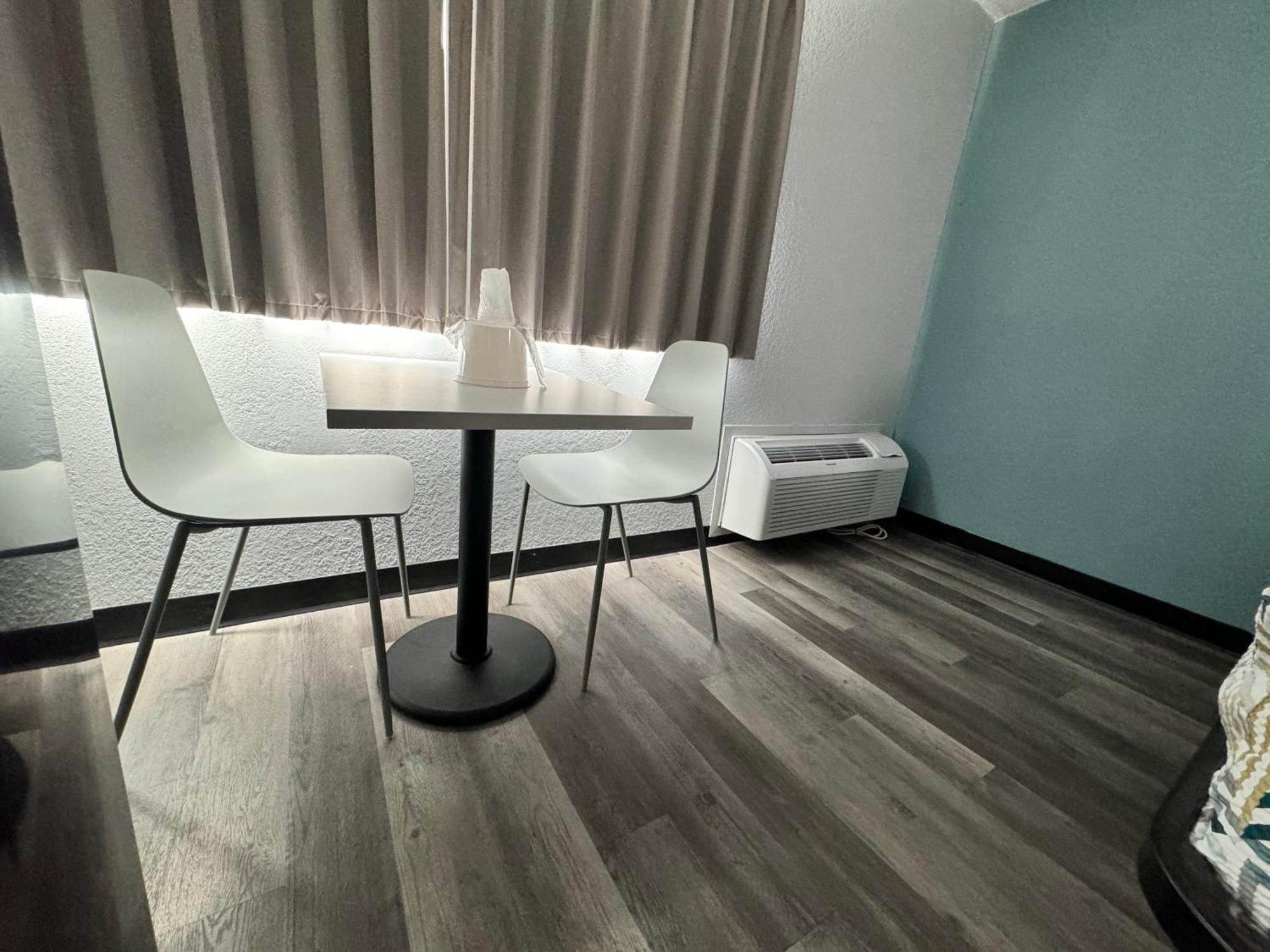 Studio 6 Suites East Syracuse Airport Екстер'єр фото